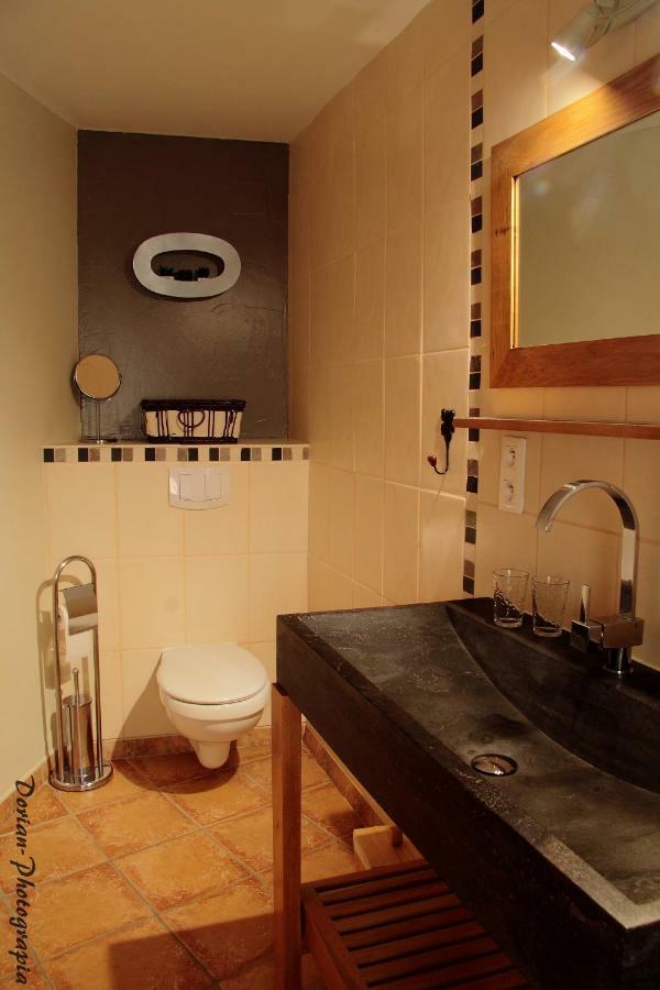 La Pierre Trouee Chambre D'Hotes Châteauneuf-de-Randon 外观 照片